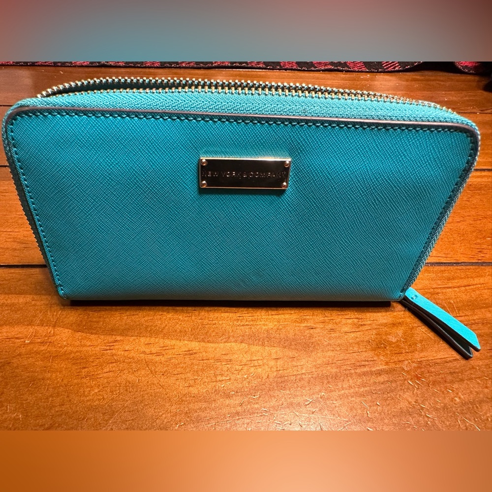 New York and company light blue wallet